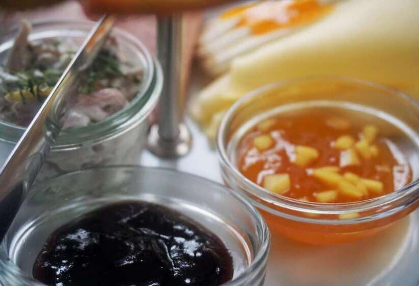 فندق Pharos Zur Seeve