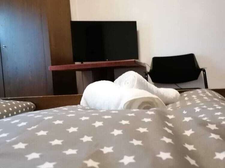 هتل Pipabu Restaurant &