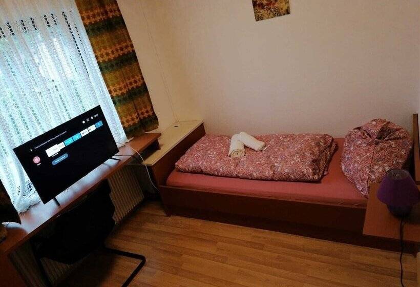 هتل Pipabu Restaurant &