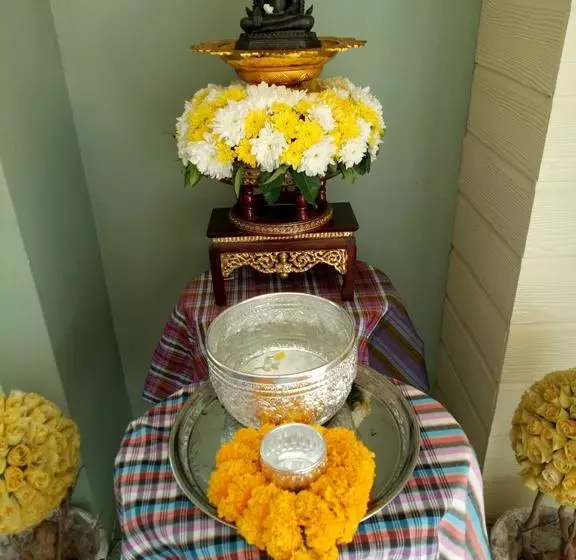 هتل Prasongsuk Place