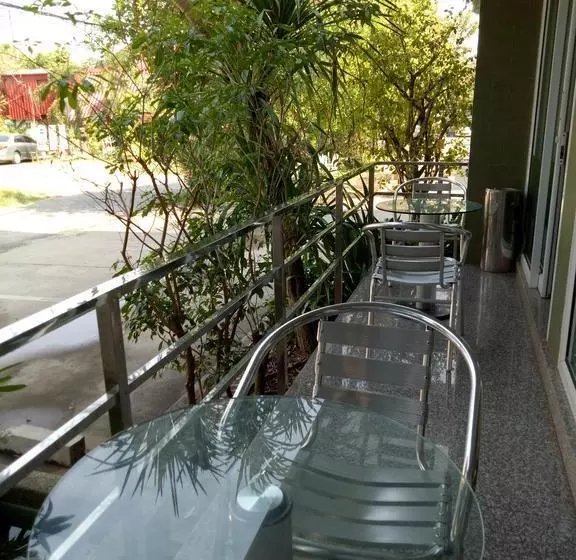 هتل Prasongsuk Place