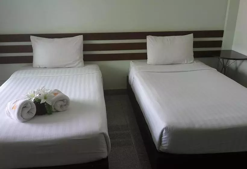 هتل Prasongsuk Place