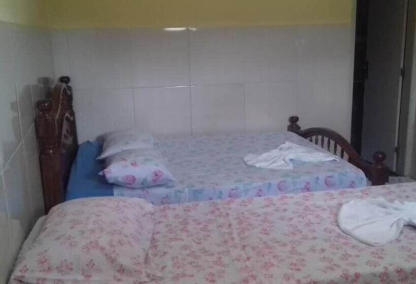 Отель Renascente