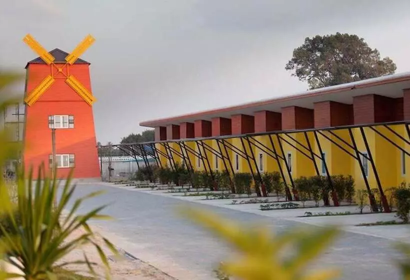 The Moonlight Resort