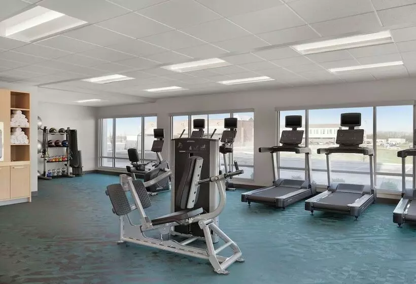 Hotelli Towneplace Suites By Marriott Crown Point