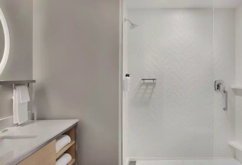 Hotelli Towneplace Suites By Marriott Crown Point