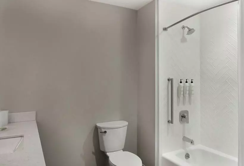 Hotelli Towneplace Suites By Marriott Crown Point