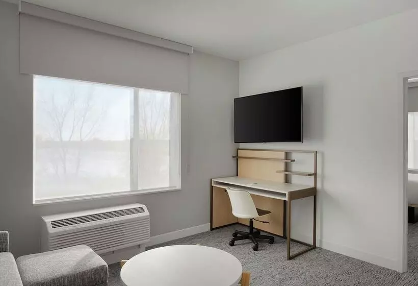 Hotelli Towneplace Suites By Marriott Crown Point