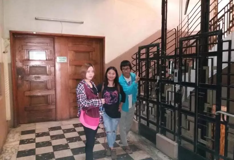 هاستل Ismailia House Inn