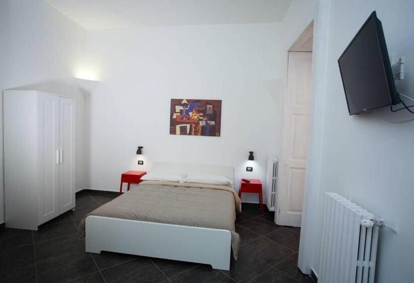 تختخواب و صبحانه Casa Retro