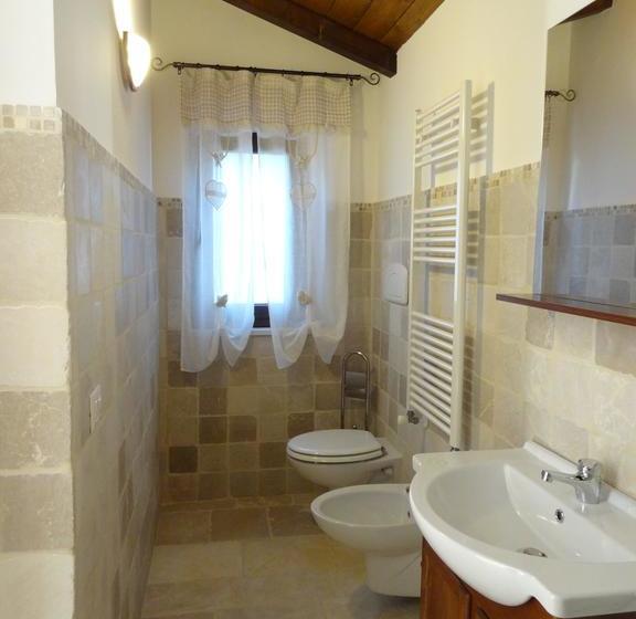 مبيت وإفطار L Antico Casolare