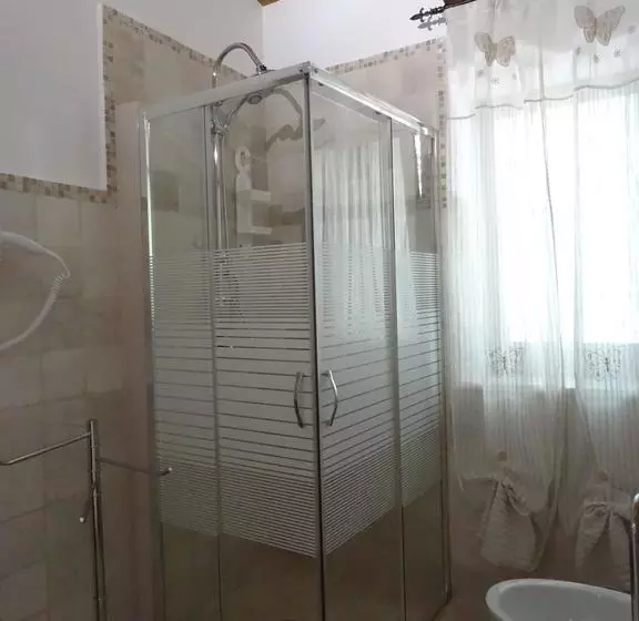 تختخواب و صبحانه L Antico Casolare