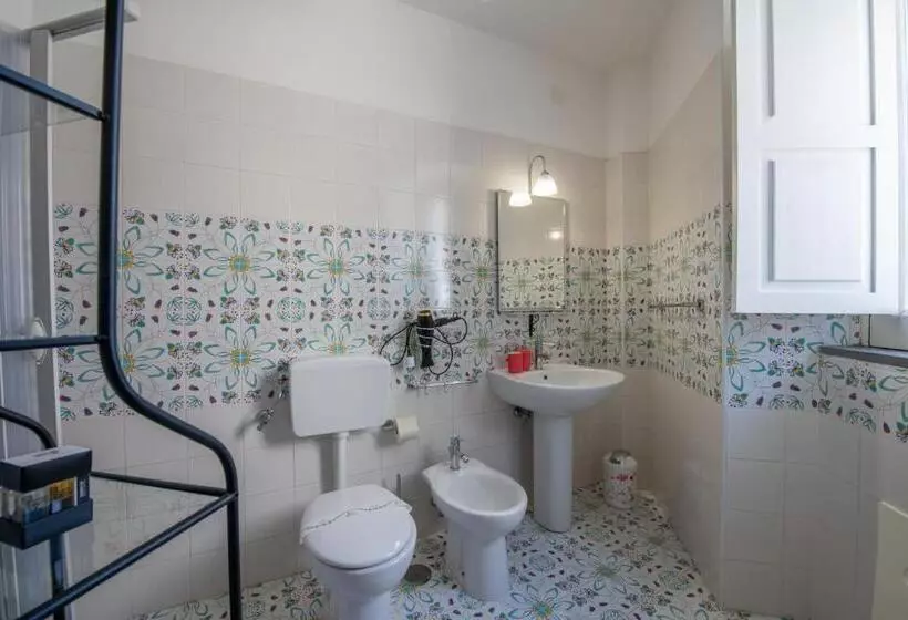 ベッドアンドブレックファースト Villa Lery Guesthouse
