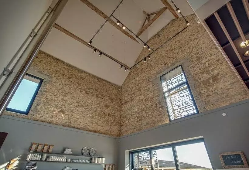 ホテル Hôtel Five Nations