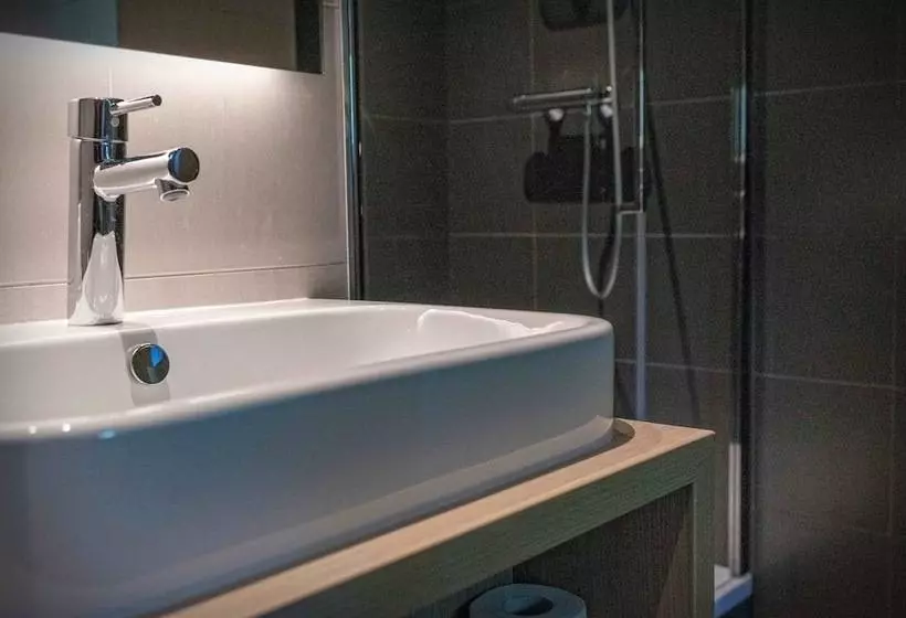 ホテル Hôtel Five Nations