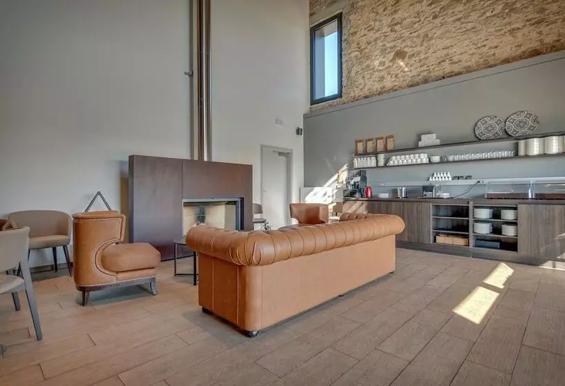 ホテル Hôtel Five Nations