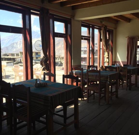 هتل Himalayan Paradise