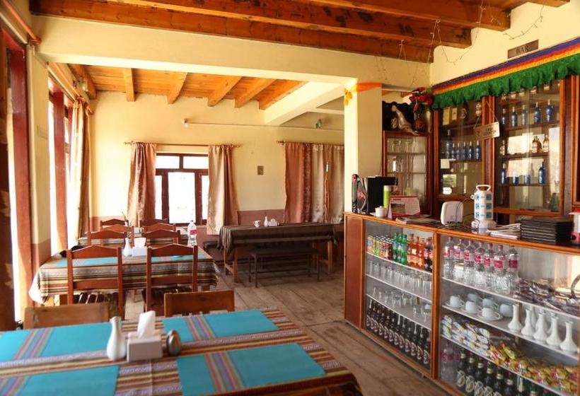 هتل Himalayan Paradise