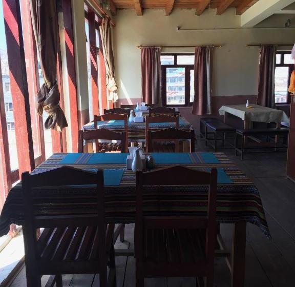 هتل Himalayan Paradise