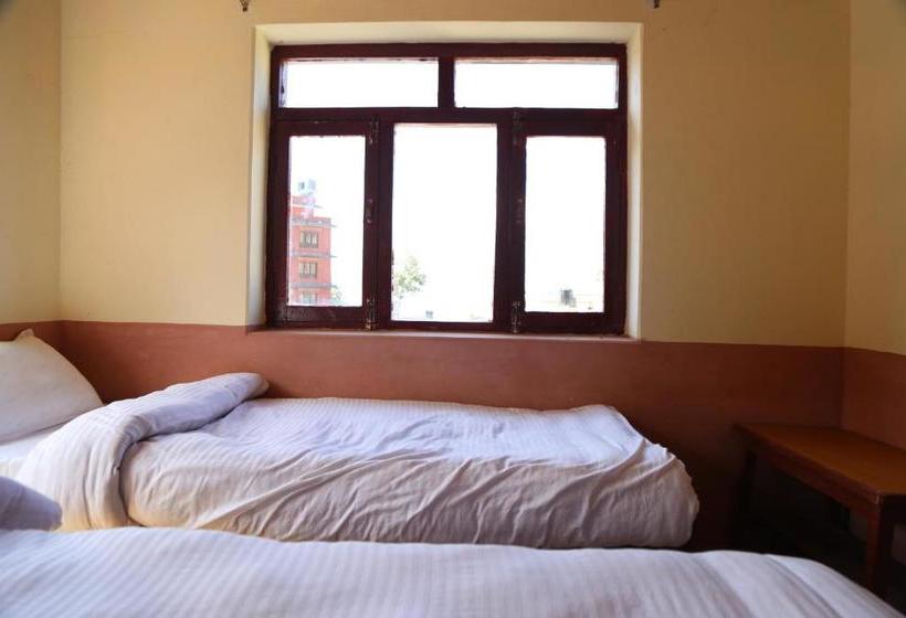 هتل Himalayan Paradise