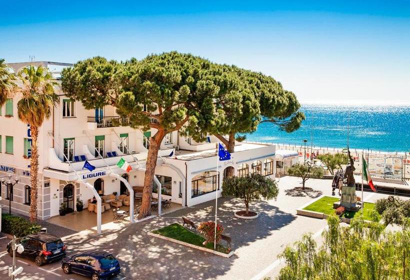 ホテル Ligure