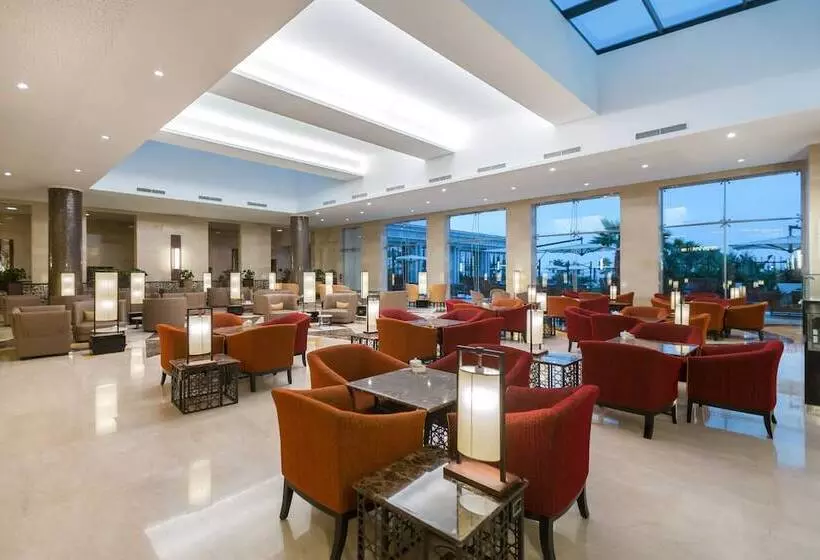 Mövenpick Hotel Du Lac Tunis