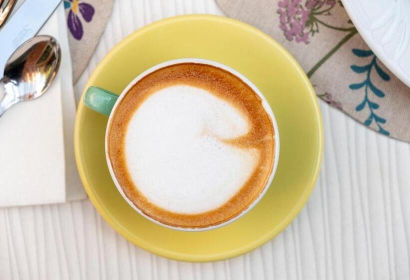 فندق Orsa Maggiore