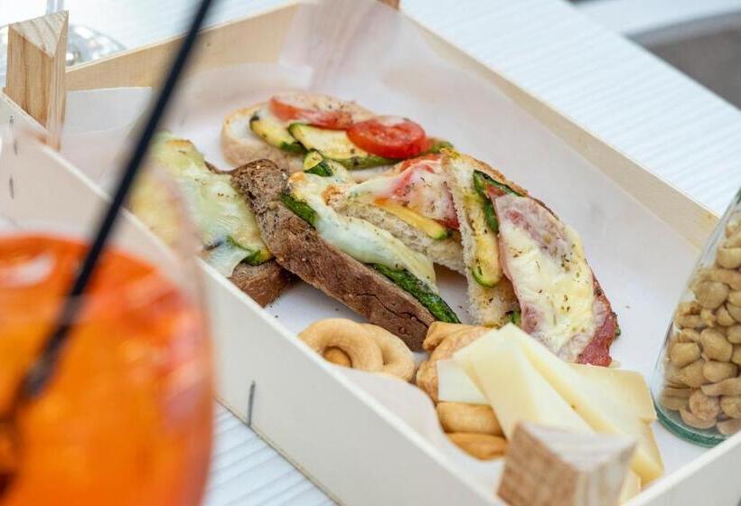 فندق Orsa Maggiore