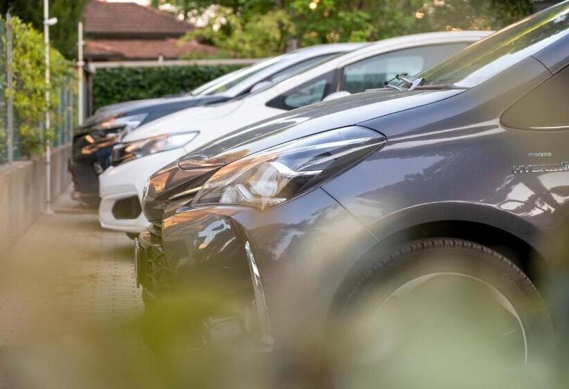 فندق Orsa Maggiore