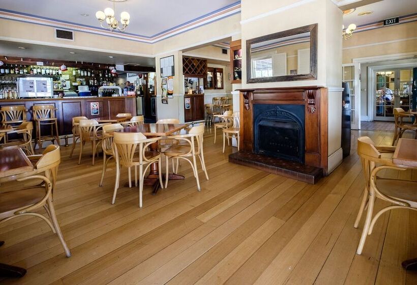 Peel Inn Hotel Nundle