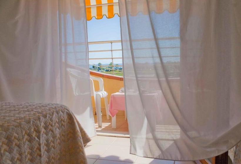 فندق Rivadoro Spiaggia Ombrellone E Lettini Piscina Parcheggio