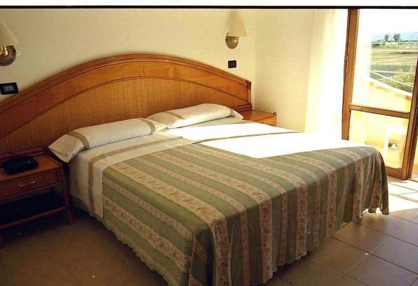 فندق Rivadoro Spiaggia Ombrellone E Lettini Piscina Parcheggio