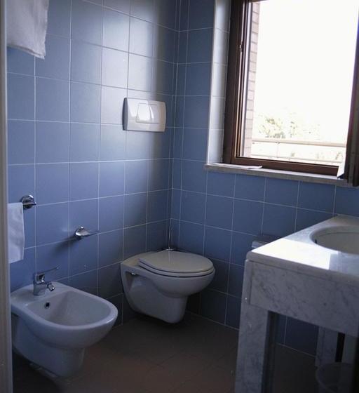 فندق Rivadoro Spiaggia Ombrellone E Lettini Piscina Parcheggio