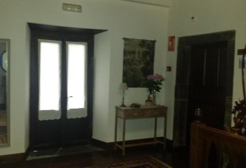 Отель Rural Palacio De Galceran