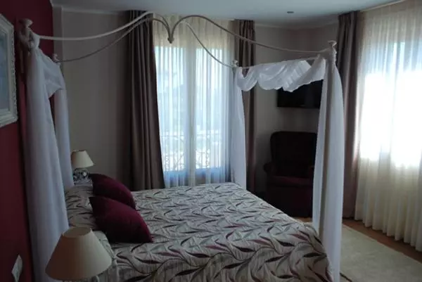 Hotelli Y Apartamentos Sur De La Bahía