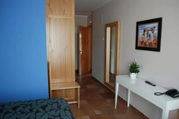 Hotelli Y Apartamentos Sur De La Bahía