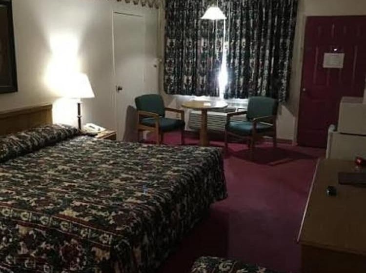 فندق على الطريق Dollinger's Motor Inn