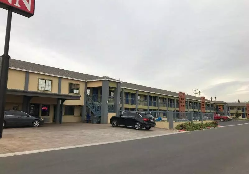 Motelli Texas Inn Mcallen Airport