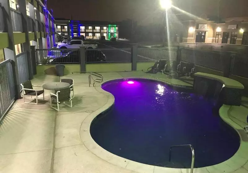 Motelli Texas Inn Mcallen Airport