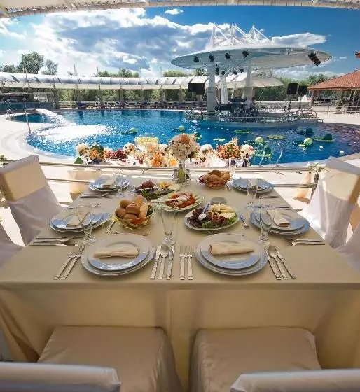 Plavnica Eco Resort