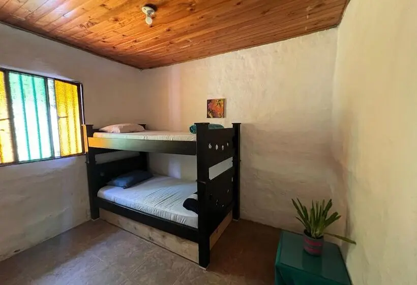 Bahareque Hostal