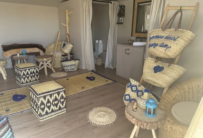 ホテル Sanmao Desert Luxury Camp