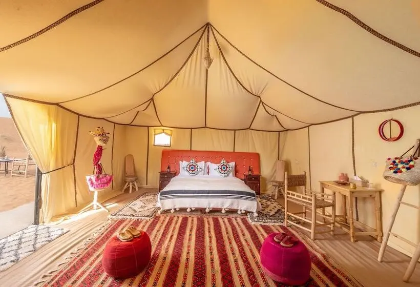 ホテル Sanmao Desert Luxury Camp