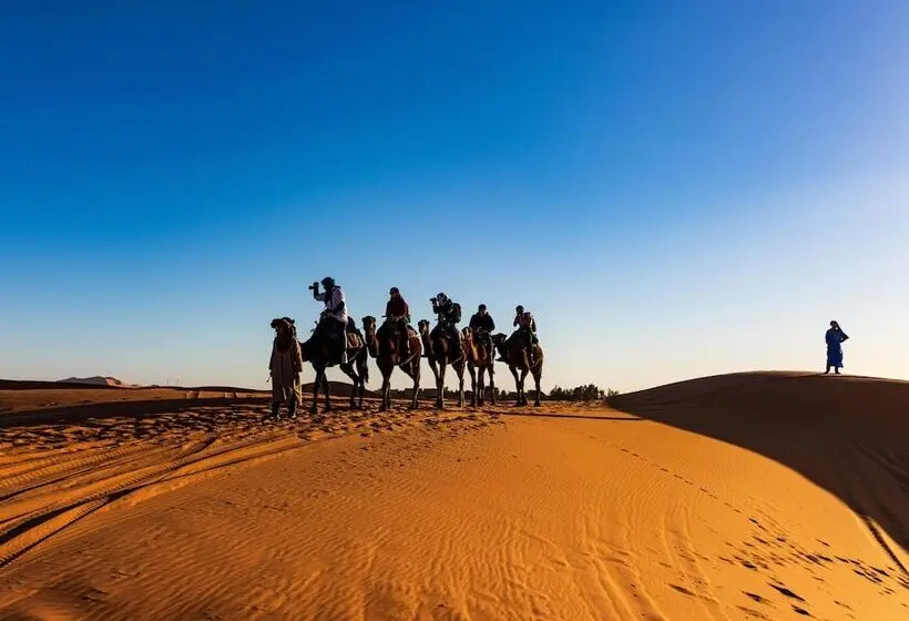 ホテル Sanmao Desert Luxury Camp