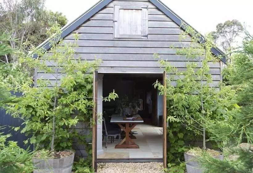 ベッドアンドブレックファースト Elm Cottage Barn