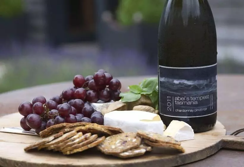 ベッドアンドブレックファースト Elm Cottage Barn