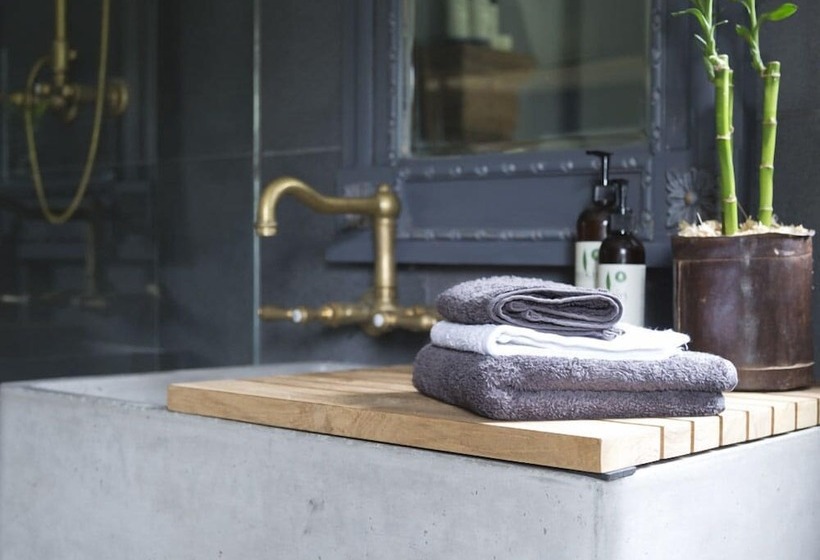 ベッドアンドブレックファースト Elm Cottage Barn