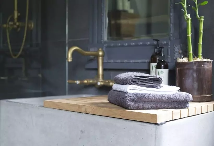 ベッドアンドブレックファースト Elm Cottage Barn