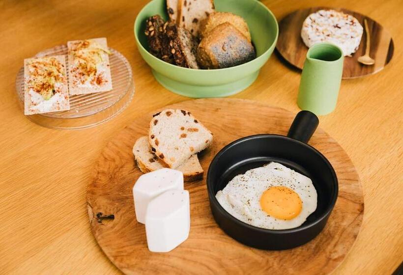 مبيت وإفطار Logieslogees