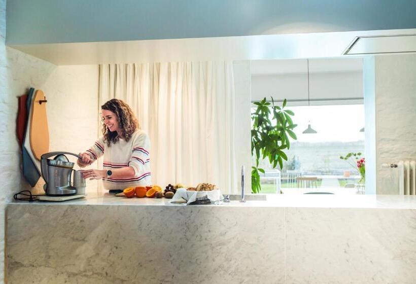 مبيت وإفطار Logieslogees